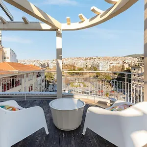 https://apollo-luxe-aristotelous-penthouse-city-view.hotelschalkidiki.net